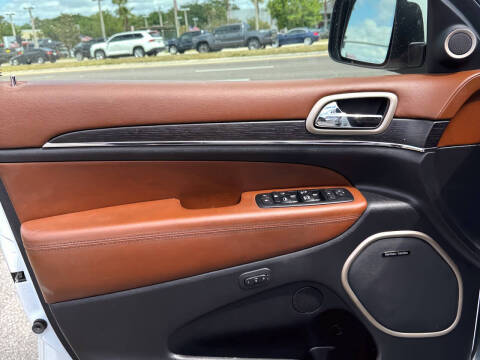 2017 Jeep Grand Cherokee Summit