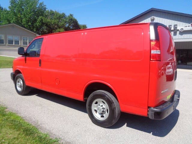 2024 Chevrolet Express 2500