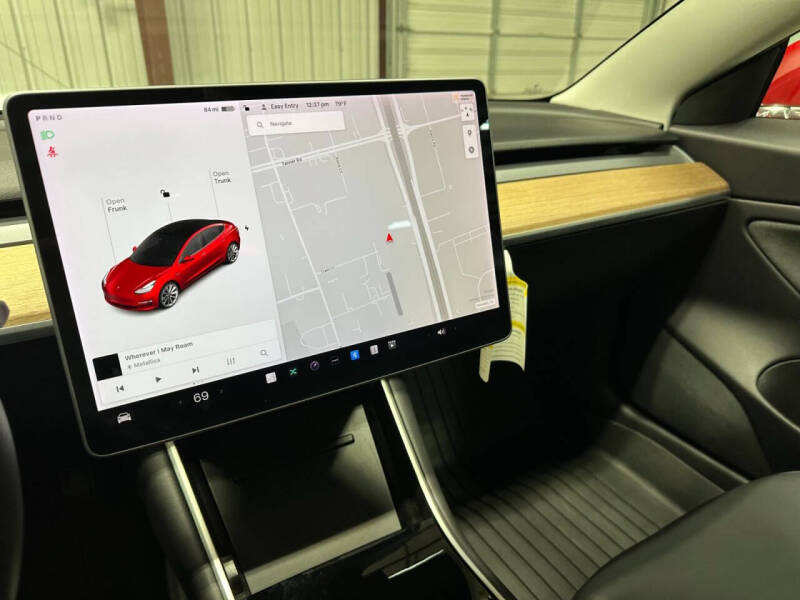 2019 Tesla Model 3 Mid Range