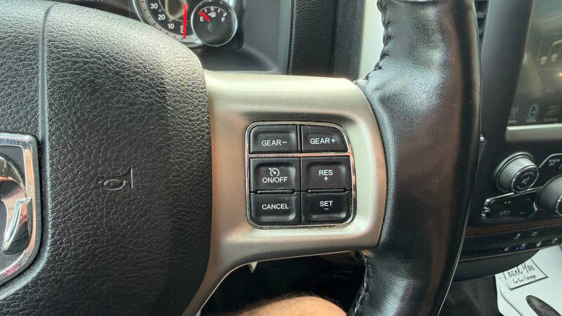 2017 RAM 1500 Laramie