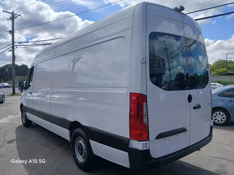 2022 Mercedes-Benz Sprinter 2500