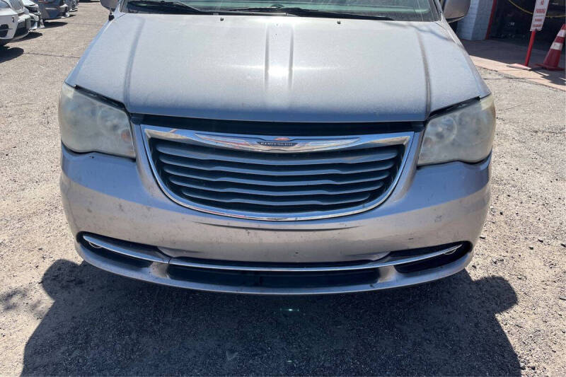 2014 Chrysler Town and Country Touring