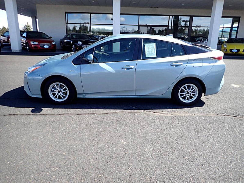 2016 Toyota Prius Two