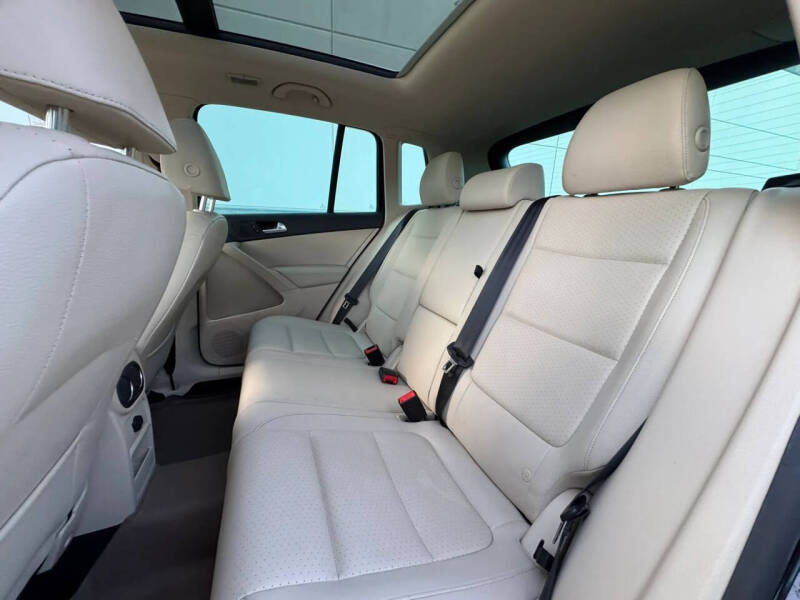 2017 Volkswagen Tiguan 2.0T Wolfsburg Edition 4Motion
