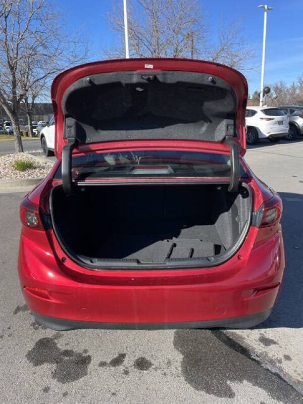 2016 Mazda MAZDA3 i Touring