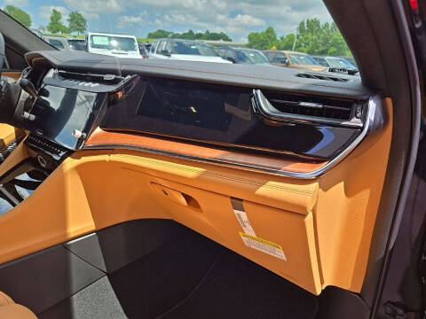 2026 Jeep Grand Cherokee L Summit