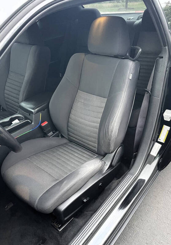 2014 Dodge Challenger SXT