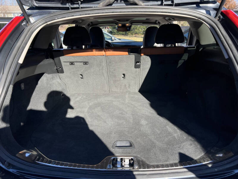 2015 Volvo V60 Cross Country T5 Platinum