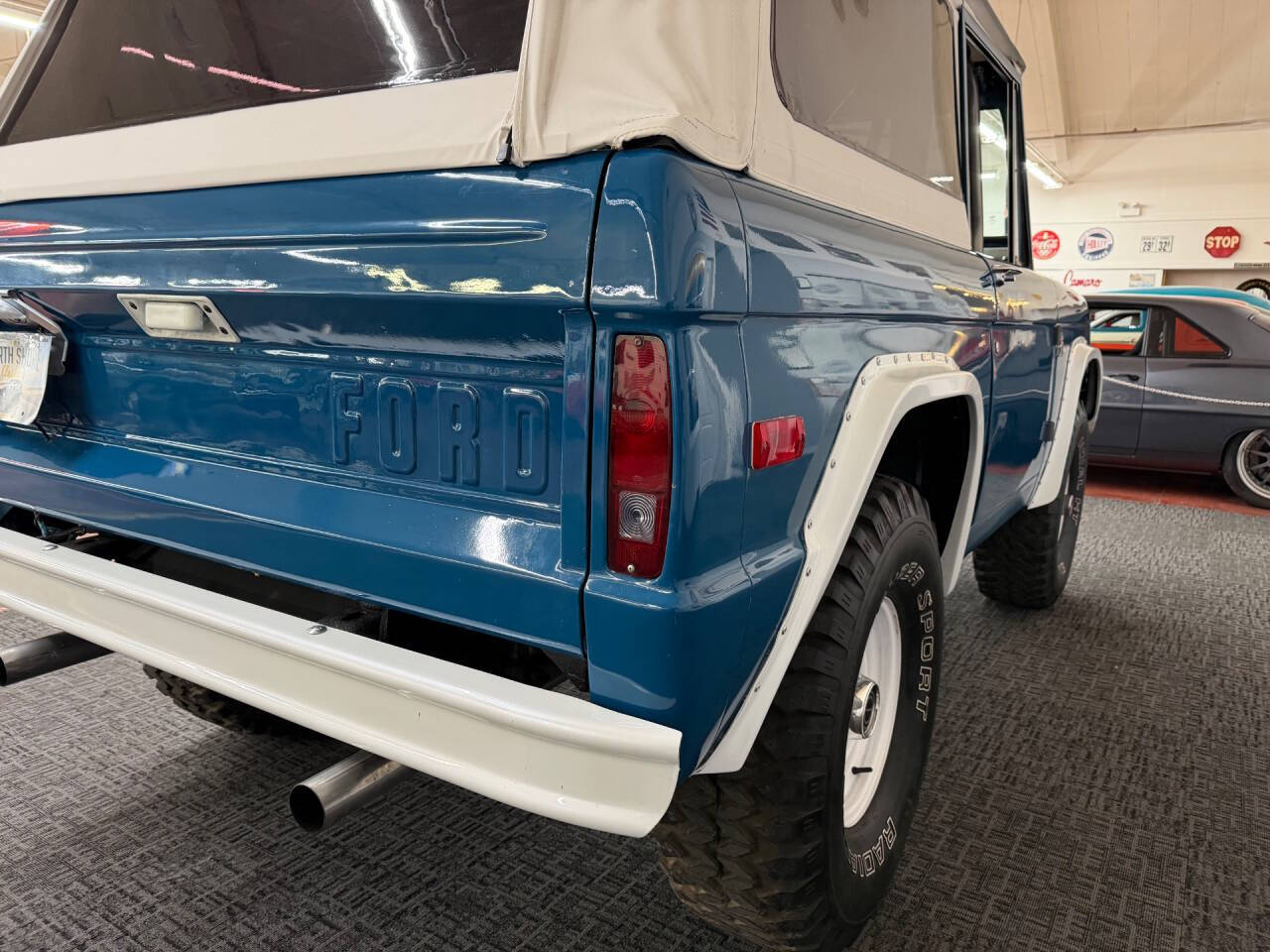 1971 Ford Bronco 46