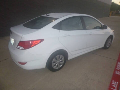 2017 Hyundai Accent SE