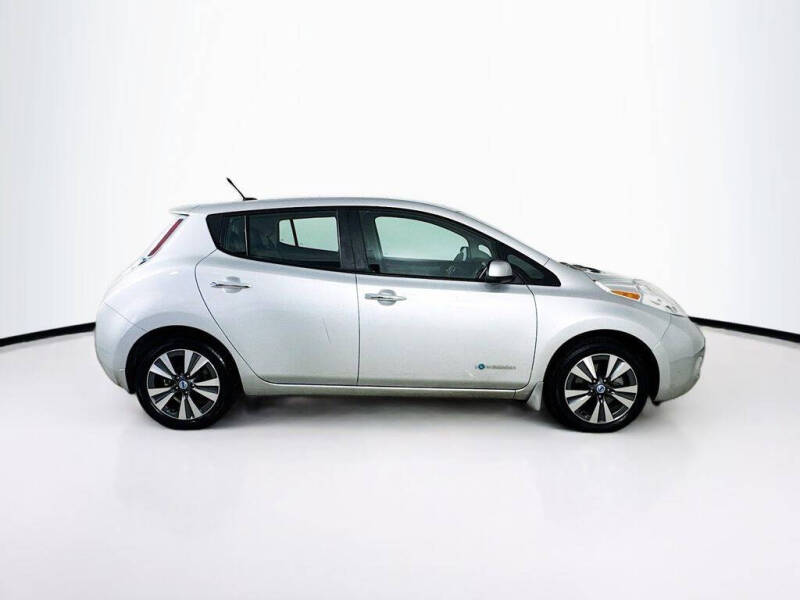 2014 Nissan LEAF SL