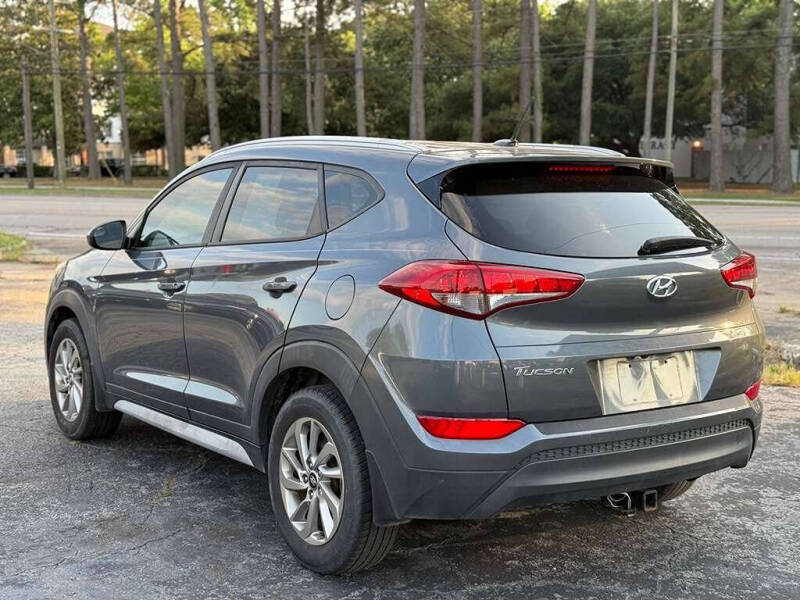 2017 Hyundai Tucson SE