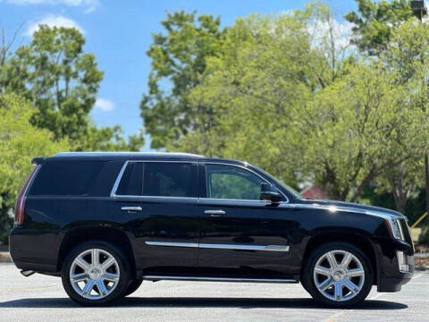 2017 Cadillac Escalade Luxury