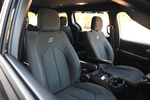 2018 Chrysler Pacifica Touring Plus