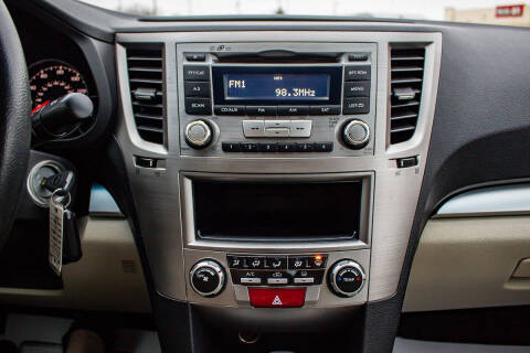 2014 Subaru Legacy 2.5i