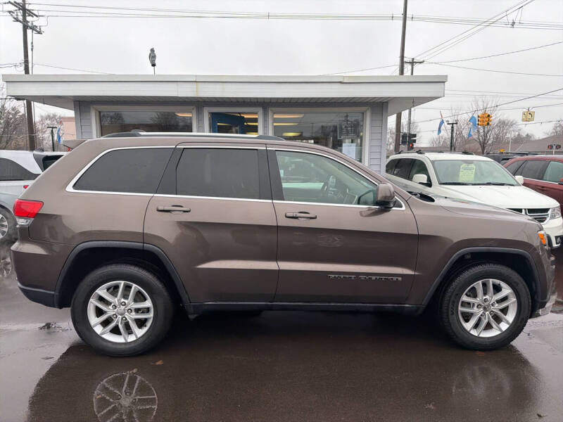 2017 Jeep Grand Cherokee Laredo