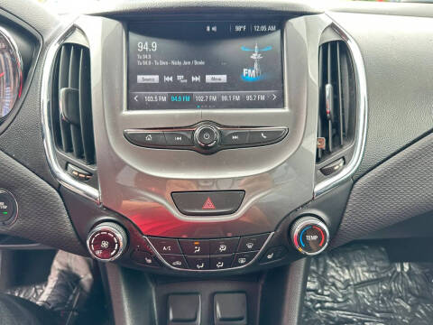 2018 Chevrolet Cruze LT Auto