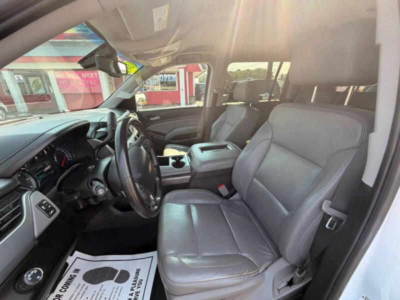 2020 Chevrolet Suburban LT
