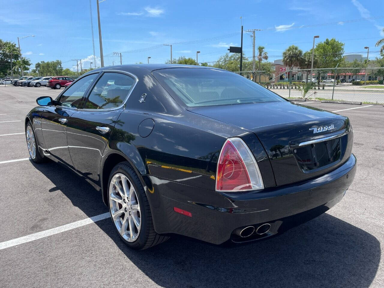 2007 Maserati Quattroporte Sedan - $15,900