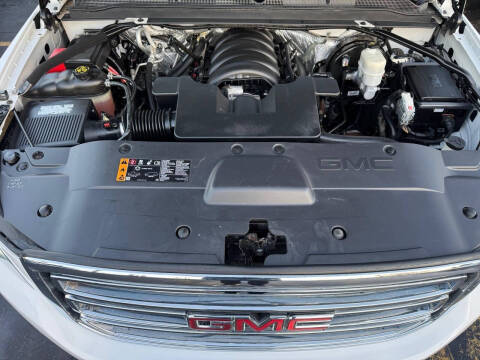 2017 GMC Yukon XL SLT