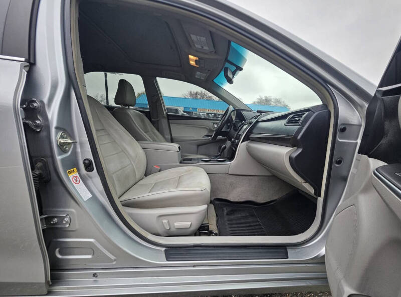 2017 Toyota Camry XLE