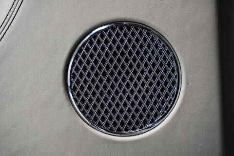 2023 Bentley Bentayga Azure V8