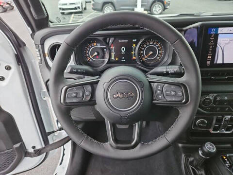 2025 Jeep Gladiator Sport S