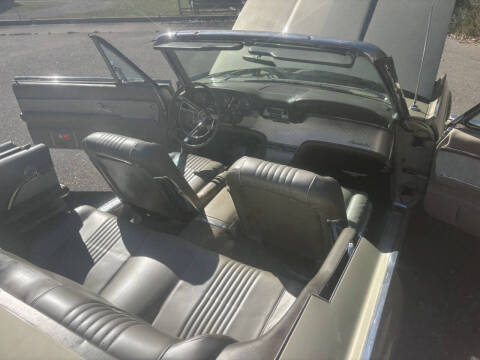 1963 Ford Thunderbird