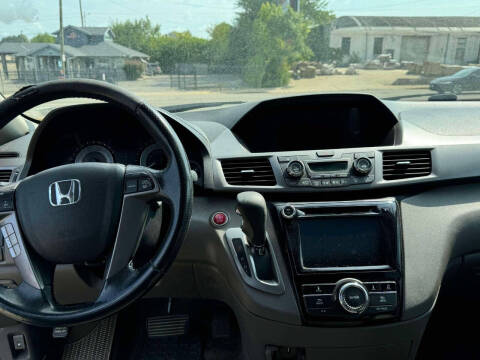 2015 Honda Odyssey EX-L w/DVD