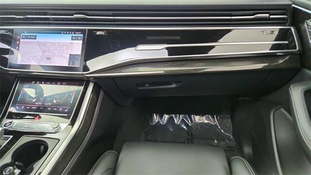 2024 Audi Q8 quattro Prestige 55 TFSI