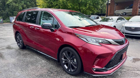 2023 Toyota Sienna XSE 7-Passenger