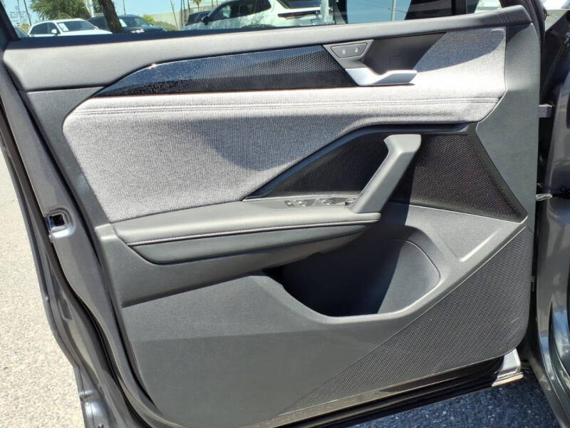 2025 Volkswagen Tiguan S
