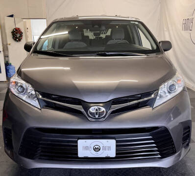 2018 Toyota Sienna LE 8-Passenger