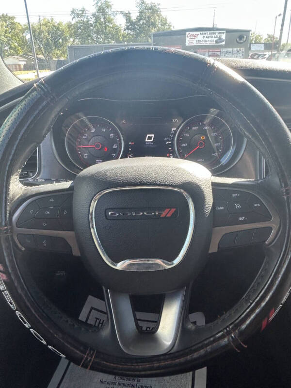 2019 Dodge Charger SXT