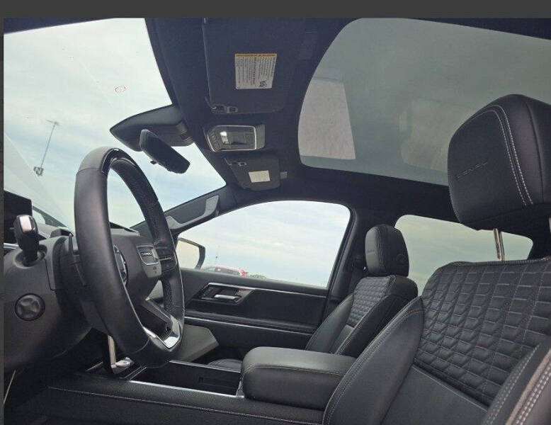 2024 GMC Sierra EV Denali Edition 1