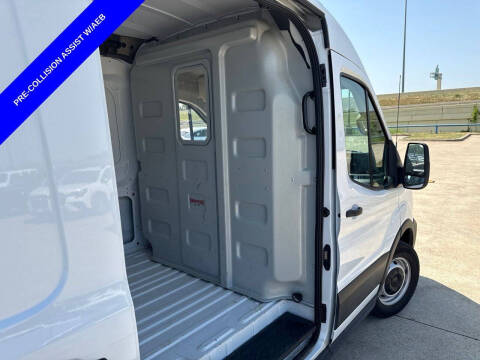 2025 Ford Transit 250