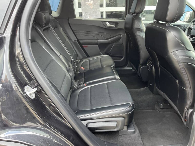 2024 Ford Escape Platinum