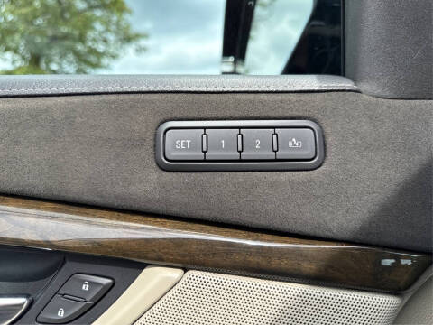 2018 Cadillac Escalade Luxury