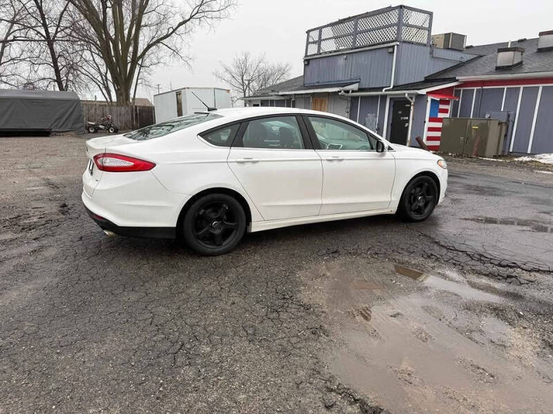 2014 Ford Fusion SE