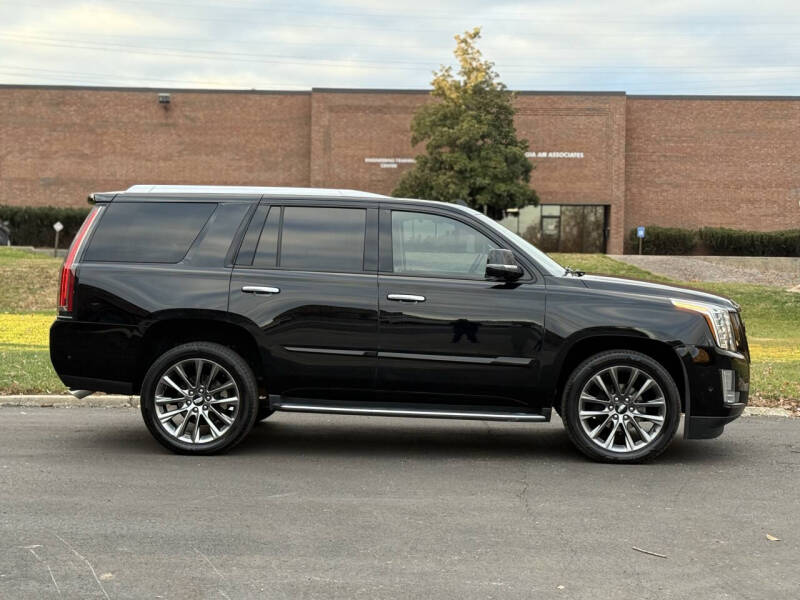 2020 Cadillac Escalade Luxury