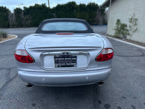 2002 Jaguar XKR