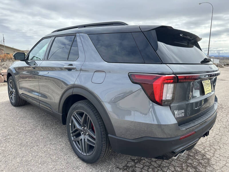 2025 Ford Explorer ST