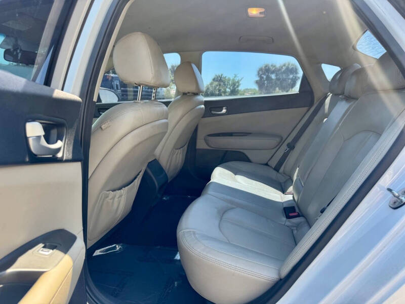 2017 Kia Optima LX