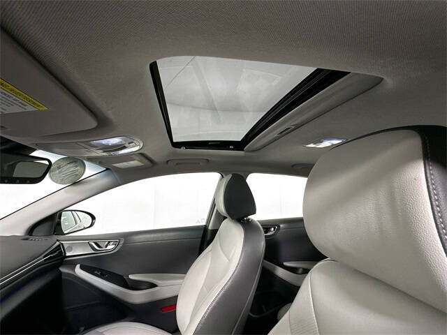 2022 Hyundai Ioniq Hybrid Limited