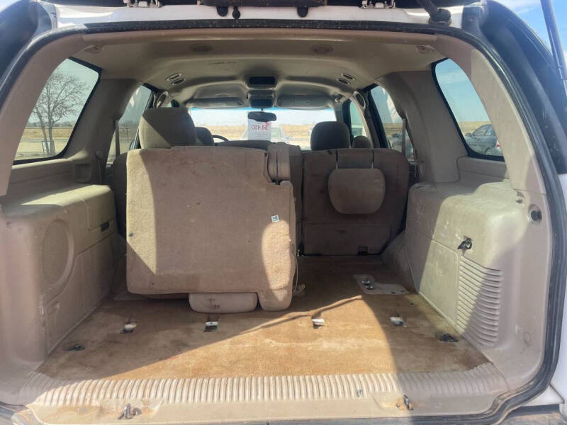 2005 Chevrolet Tahoe LS - Photo 7