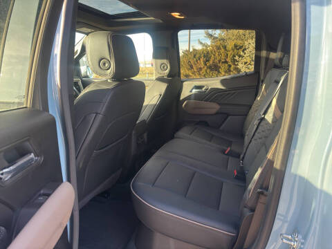 2025 GMC Canyon Denali