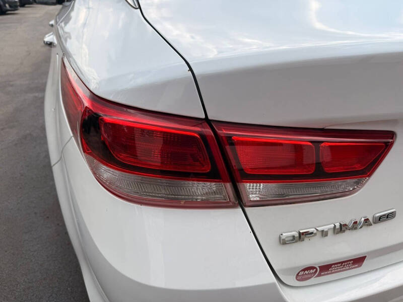 2017 Kia Optima LX