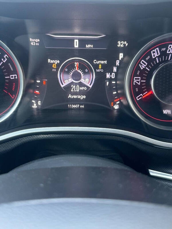 2015 Dodge Challenger SXT Plus