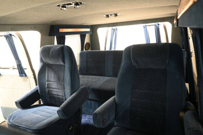 1987 Dodge Ram Van B150