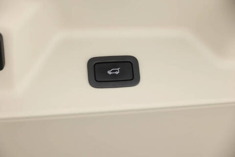 2021 Land Rover Range Rover P525 HSE Westminster Edition